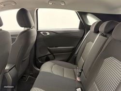 Kia Ceed 1.0 T-GDI Drive 74 kW (100 CV) - Miniatura 13