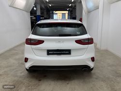 Kia Ceed 1.0 T-GDI Drive 74 kW (100 CV) - Miniatura 17