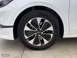 Kia Ceed 1.0 T-GDI Drive 74 kW (100 CV) - Miniatura 20