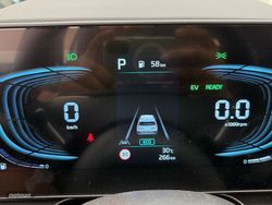 Kia Niro 1.6 GDi HEV Drive 102 kW (138 CV) - Miniatura 10