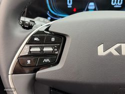 Kia Niro 1.6 GDi HEV Drive 102 kW (138 CV) - Miniatura 11