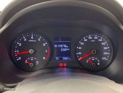 Kia Stonic 1.2 DPi Concept 62 kW (84 CV) - Miniatura 10