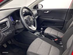 Kia Stonic 1.2 DPi Concept 62 kW (84 CV) - Miniatura 12