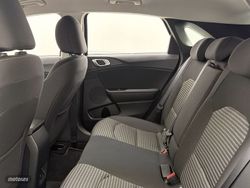 Kia Ceed 1.0 T-GDI Drive 74 kW (100 CV) - Miniatura 13