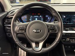 Kia Niro 1.6 GDi HEV Emotion 104 kW (141 CV) - Miniatura 18
