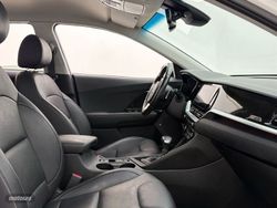 Kia Niro 1.6 GDi HEV Emotion 104 kW (141 CV) - Miniatura 19