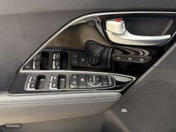 Kia Niro 1.6 GDi HEV Emotion 104 kW (141 CV) - Miniatura 6