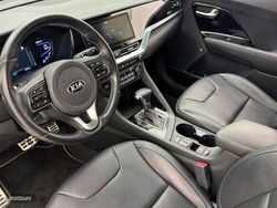 Kia Niro 1.6 GDi HEV Emotion 104 kW (141 CV) - Miniatura 7