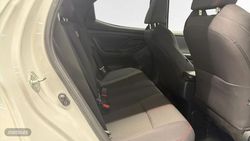Toyota Yaris 1.5 VVT-I HYBRID GR SPORT 5P - Miniatura 11