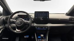 Toyota Yaris 1.5 VVT-I HYBRID GR SPORT 5P - Miniatura 14