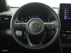 Toyota Yaris Cross 1.5 VVT-I HYBRID ACTIVE PLUS - Miniatura 13