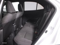 Toyota Yaris Cross 1.5 VVT-I HYBRID ACTIVE PLUS - Miniatura 26