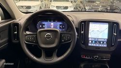 Volvo XC40 Essential, B3 Mild hybrid, Gasolina - Miniatura 10