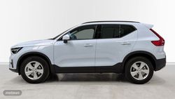 Volvo XC40 Essential, B3 Mild hybrid, Gasolina - Miniatura 3