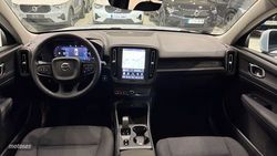 Volvo XC40 Essential, B3 Mild hybrid, Gasolina - Miniatura 5