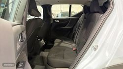 Volvo XC40 Essential, B3 Mild hybrid, Gasolina - Miniatura 6