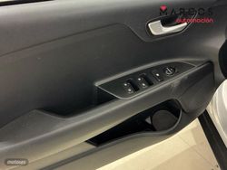 Kia Stonic 1.0 MHEV 100CV iMT Concept - Miniatura 14