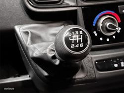 Toyota Proace Verso 2.2 TDI 140CV L2 H2 - Miniatura 15