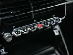Peugeot 2008 1.2 100CV Allure - Miniatura 15