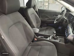 Hyundai Kona 1.0 TGDI 48V Tecno 4x2 - Miniatura 12