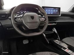 Peugeot 2008 1.2 145CV Allure Hybrid eDCS6 - Miniatura 18