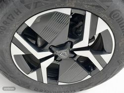 Peugeot 2008 1.2 145CV Allure Hybrid eDCS6 - Miniatura 22