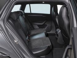 Skoda Superb 2.0 TDI 110KW DSG SPORTLINE COMBI - Miniatura 6