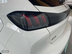 Peugeot 208 PureTech 100 Allure 75 kW (100 CV) - Miniatura 17