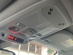 Peugeot 208 PureTech 100 Allure 75 kW (100 CV) - Miniatura 18