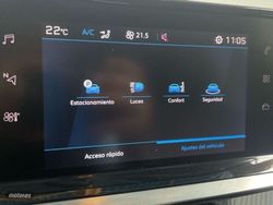 Peugeot 208 PureTech 100 Allure 75 kW (100 CV) - Miniatura 44