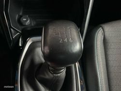 Peugeot 208 PureTech 100 Allure 75 kW (100 CV) - Miniatura 47