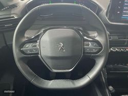 Peugeot 208 PureTech 100 Allure 75 kW (100 CV) - Miniatura 9