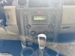 Land Rover Discovery 2.7 TDV6 S - Miniatura 16