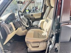Land Rover Discovery 2.7 TDV6 S - Miniatura 22