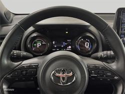 Toyota Yaris 1.5 120H Style - Miniatura 13