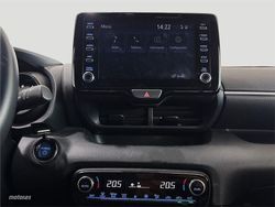 Toyota Yaris 1.5 120H Style - Miniatura 15