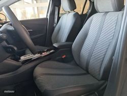 Peugeot 208 HYBRID 110 eDCS6 Allure - Miniatura 9