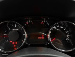 Peugeot 3008 1.6 BlueHDI FAP Style 88 kW (120 CV) - Miniatura 16