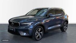 Volvo XC40 CORE B3 MILD HYBRID GASOLINA - Miniatura 1