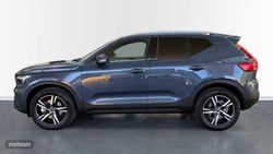 Volvo XC40 CORE B3 MILD HYBRID GASOLINA - Miniatura 3