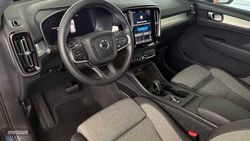 Volvo XC40 CORE B3 MILD HYBRID GASOLINA - Miniatura 5