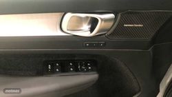 Volvo XC40 Plus, B3 Mild hybrid, Gasolina, Dark - Miniatura 21