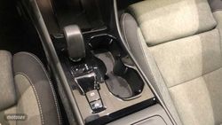 Volvo XC40 Plus, B3 Mild hybrid, Gasolina, Dark - Miniatura 22