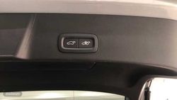 Volvo XC40 Plus, B3 Mild hybrid, Gasolina, Dark - Miniatura 26