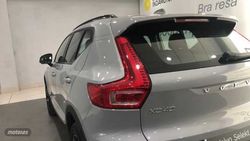 Volvo XC40 Plus, B3 Mild hybrid, Gasolina, Dark - Miniatura 28