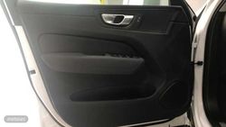 Volvo XC 60 Core, B5 AWD Mild hybrid, Gasolina - Miniatura 24