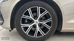 Volvo V 60 V60 Core, B4 Mild hybrid, Gasolina - Miniatura 18