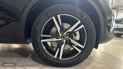 Volvo XC40 XC40 Plus, B3 Mild hybrid, Gasolina, Dark - Miniatura 23