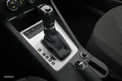 Skoda Octavia 1.6 TDI DSG AMBITION 105CV 5P # CAMARA TRASERA - Miniatura 15