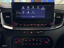 Kia Ceed 1.6 MHEV Tech DCT 100 kW (136 CV) - Miniatura 9
